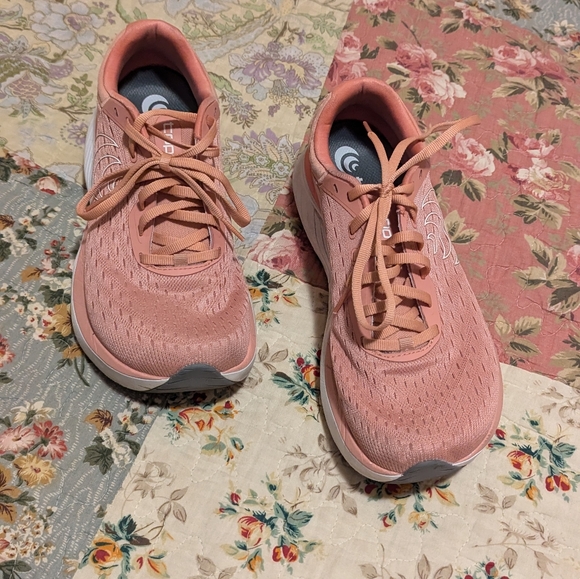 Topo Atmos Road Neutral High Cushion Wide Toe Box women's size 9.5 Euro size 41 - Picture 2 of 11